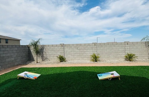 Maricopa County House | Charming 4-bedroom house in a quiet neighborhood,close to Verrado