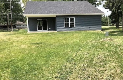 Jeffersonville House | Charming 4 bedroom home minutes from Downtown!