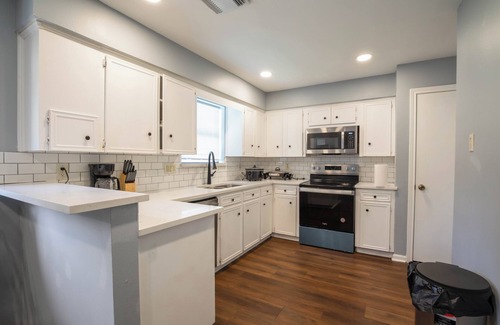 Missouri City House | Charming 4-bedroom house with WiFi and AC in peaceful Missouri City