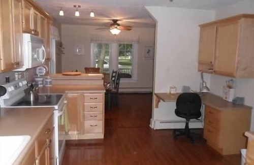 Charlevoix House | Charming 4-Bedroom Charlevoix CottagenCity of Charlevoix STR License 20-00007