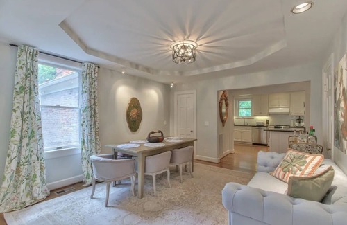 Green Hills House | Charming 4-bedroom estate with AC and high-speed Wi-Fi in Nashville!