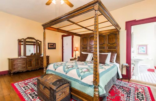 Gap Other | Charming 4-bedroom farmhouse with WiFi, AC in welcoming Gap