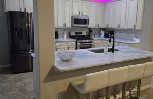 April Sound House | Charming 4-bedroom house in the gated lake community, April Sound!