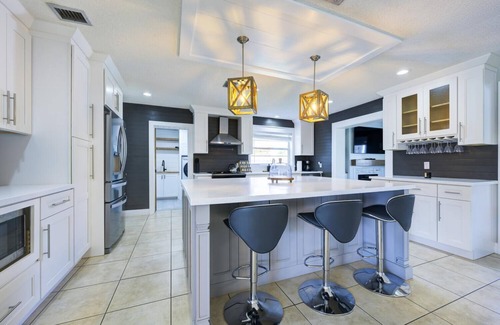 Wellington House | Charming 4-bedroom house in wonderful Wellington, 11 Minutes to WEF