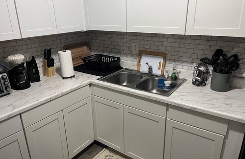 Jonesboro House | Charming 4-bedroom house with WiFi in beautiful Jonesboro