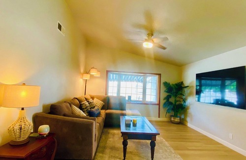 Placentia House | Charming 4-bedroom house with POOL, WiFi and in delightful Placentia