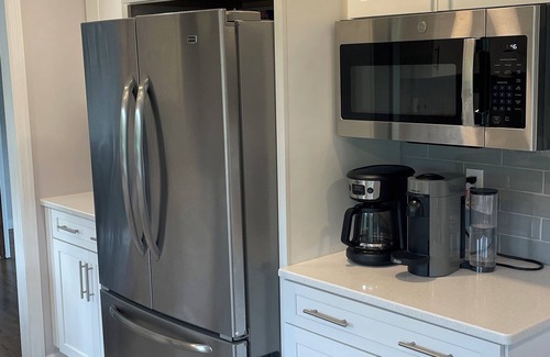 Kingston House | Charming 4-bedroom house with WiFi and AC in welcoming Princeton