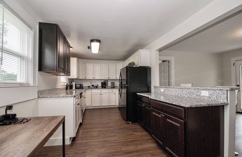 Barium Springs House | Charming 4-bedroom house with AC and WiFi in delightful Troutman