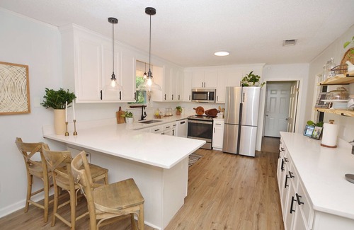 Milton House | Charming 4-bedroom house with fireplace and WiFi, in convenient Pace, FL