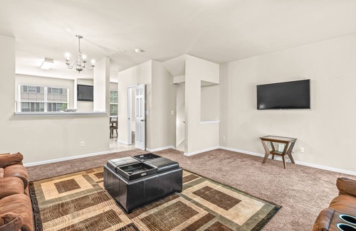 Atlanta House | Charming 4 Bedroom Townhouse with 3 Levels