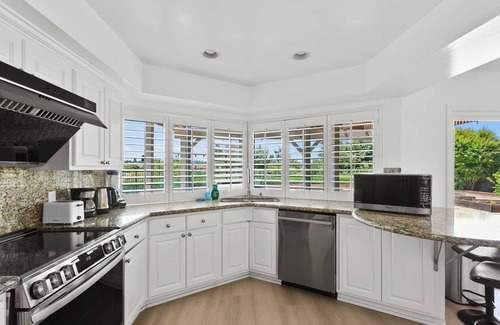Lake Forest House | Charming 4-bedroom house with WiFi and AC in superb Lake Forest #42087
