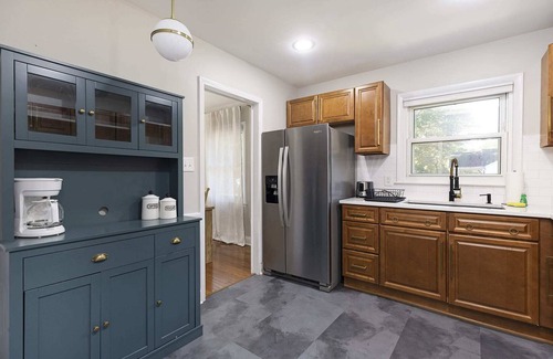 Charlotte House | Charming 4 BR in Great Location - SouthPark