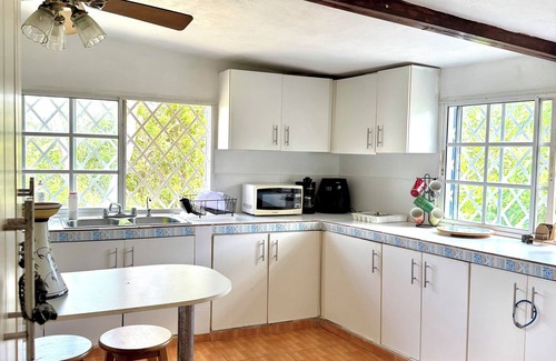El Palmar House | Charming 4-bedroom house with pool and rancho 1 hour from the city