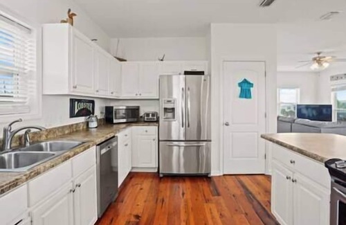 Port St. Joe House | Charming 4BD Beach House-Pet Friendly-Private Fenced in Pool-Gorgeous Views