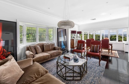 Bellevue Hill House | Charming 4BR Home with Bondi Views
