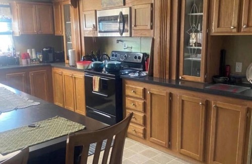 Buras-Triumph House | Charming 5-bedroom mobile home with AC in Buras