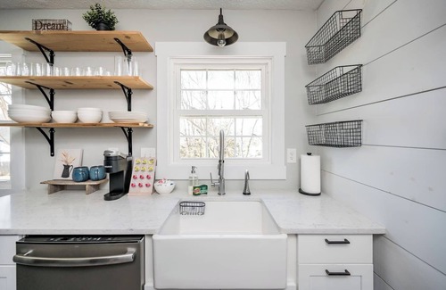 Lynchburg House | Charming 5BR | Near LU by Saydrajanes Properties