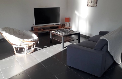 Les Moutiers-en-Retz House | Charming apartment close to the sea and shops