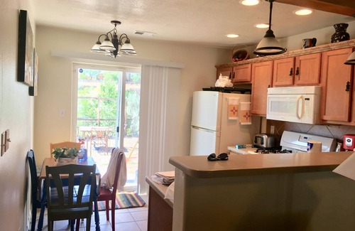 Santa Fe House | CHARMING ADOBE SANTA FE HOUSE 3BR 2BA