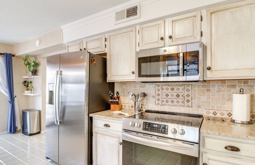 Northeast Heights House | Charming Albuquerque Townhouse ~13 Mi to Downtown