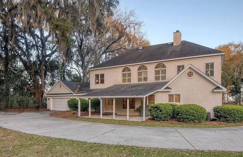 Savannah House | Charming and Beautiful Marsh Front Home!