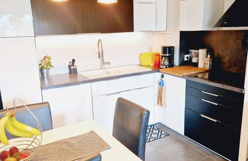 Asnieres-sur-Seine Apartment | Charming and comfortable apartment in a quiet and safe neighborhood near Paris