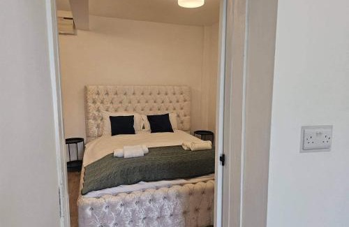 Bridgend Apartment | Charming and Compact Studio in Bridgend