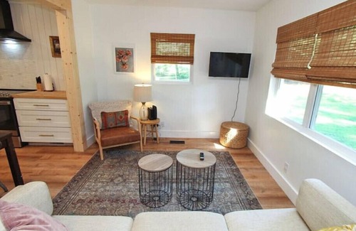 Davidson House | Charming and cozy cottage in Davidson, NC