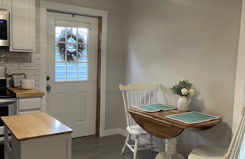 Elizabethton Apartment | Charming and immaculate 1-bedroom Suite/Apartment in Elizabethton