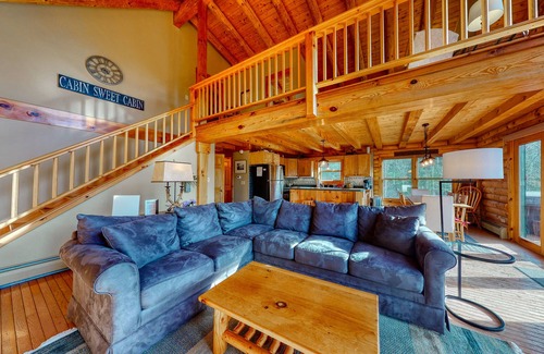 Franconia Cabin | Charming and Secluded Cabin w/Wood Stove, Private Hot Tub, and Mountain Views