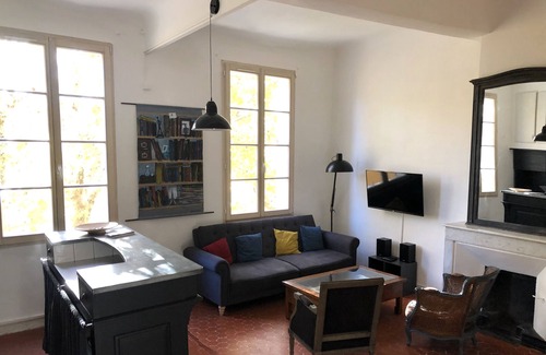 Aix-en-Provence Historic Centre Apartment | Charming and spacious 3 rooms of 83 m2 in the heart of the historic center of Aix