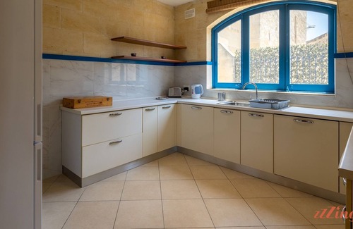 Ta' Għammar Villa | Charming and Tranquil Farmhouse in a Cul De Sac