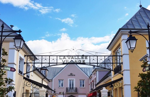 Bussy-Saint-Georges Apartment | Charming Apartment - 5mn RER A/15mn Disneyland