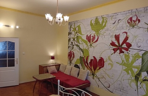 Zizkov Apartment | Charming apartment with a piano in Prague