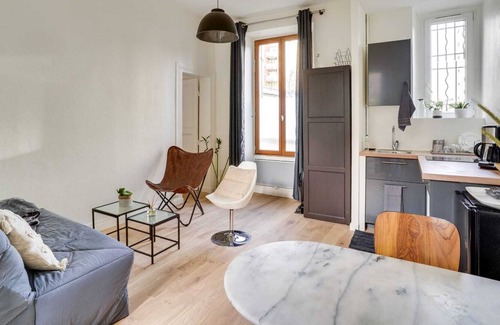 Louis Bertrand-Mirabeau-Semard Apartment | Charming apartment at the gates of Paris ✧ Metro7 ✧ RER C