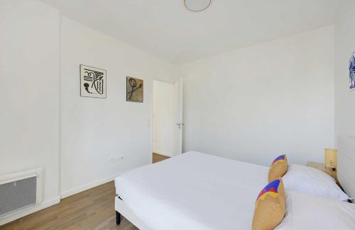 Malakoff Apartment | Charming apartment - 2BR-4P- Balcony- Malakoff