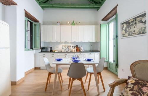 San Vicente Apartment | Charming apartment at La Alameda Seville City Center by OCityzen