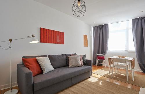 Belem Apartment | Charming apartment em Belém-Books and Canvas