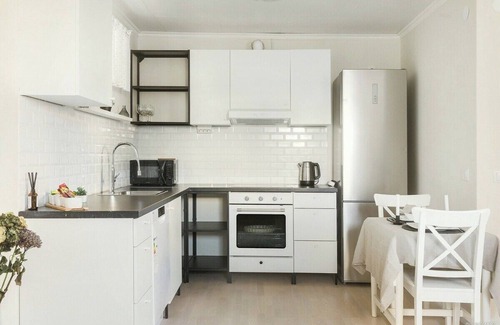 Sollentuna House | Charming apartment in a red house in Stockholm. Free parking