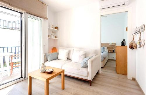 Llafranc Apartment | Charming apartment in Llafranc - city view, 70 m²