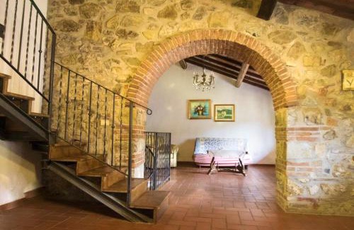Massa Marittima Apartment | Charming Apartment in Massa Marittima with shared pool.