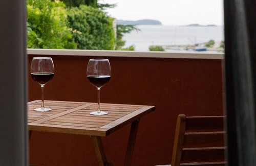 Srebreno Apartment | Charming apartment just a moment from the sea.