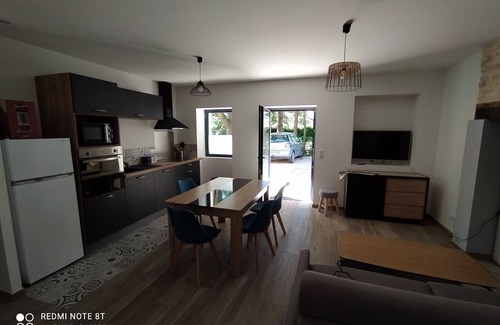 Saint Sozy Apartment | Charming apartment "La Dordogne", accessible to people with reduced mobility