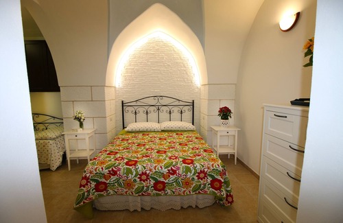 Posto Rosso Apartment | CHARMING APARTMENT NEAR SEA BETWEEN GALLIPOLI AND LEUCA (IDEAL FOR SMARTWORKING)