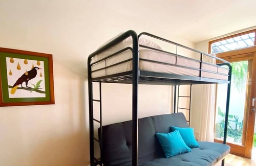 Barrio Escalante Condo | Charming apartment with art in Bº Escalante!