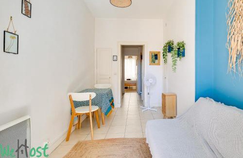 Hotel-de-Ville Apartment | Charming apartment with Cosy Balcony Old Port