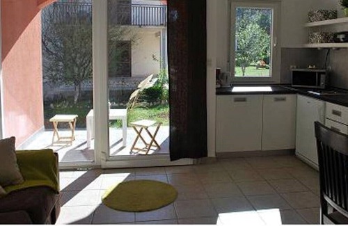Plomin Apartment | Charming apartment with pool near sea