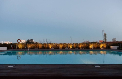 Parque das Nacoes Apartment | Charming Apartment With Balcony &pool