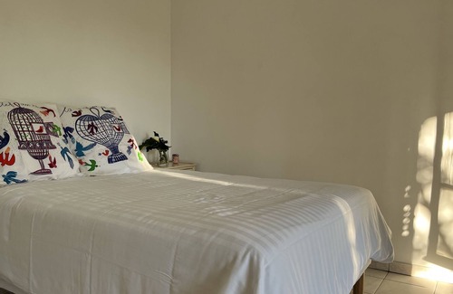 Saint Maurice Apartment | Charming Appartment with view to to Lemon tree with garden