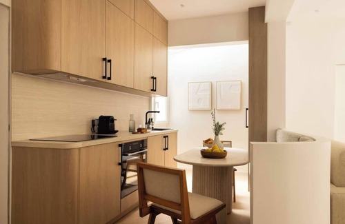 3rd Arrondissement Apartment | Charming Apt With AC - 2br-6p - Le Marais